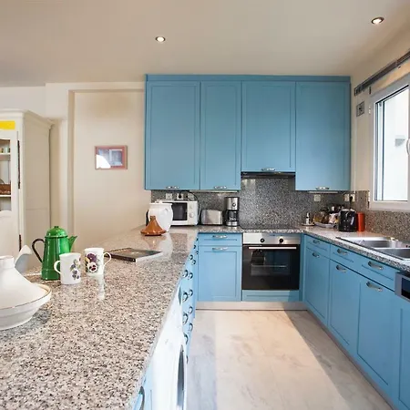 Maison De Famille Apartment Athen